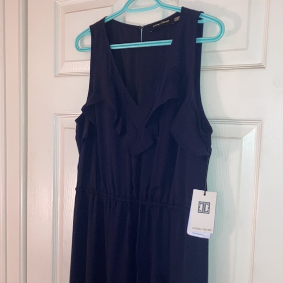 Black Formal Dress - Picture 4 of 6